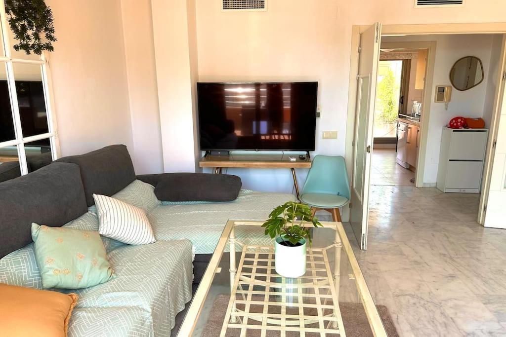 Ferienwohnung Atico Puerto Marina 2 Hab Con Piscina, 500M De La Plata Torremolinos Exterior foto