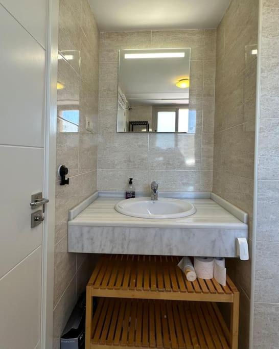 Ferienwohnung Atico Puerto Marina 2 Hab Con Piscina, 500M De La Plata Torremolinos Exterior foto