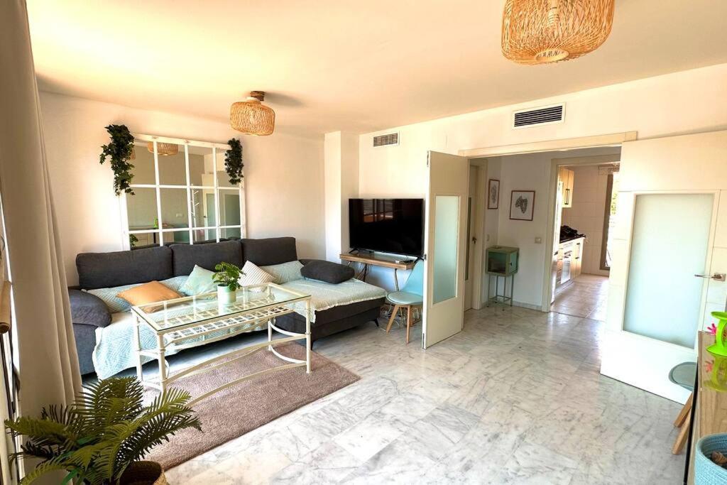 Ferienwohnung Atico Puerto Marina 2 Hab Con Piscina, 500M De La Plata Torremolinos Exterior foto