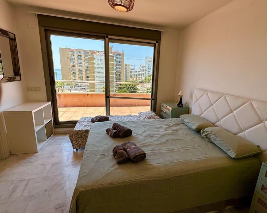 Ferienwohnung Atico Puerto Marina 2 Hab Con Piscina, 500M De La Plata Torremolinos Exterior foto