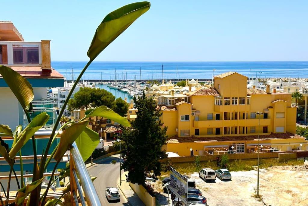 Ferienwohnung Atico Puerto Marina 2 Hab Con Piscina, 500M De La Plata Torremolinos Exterior foto